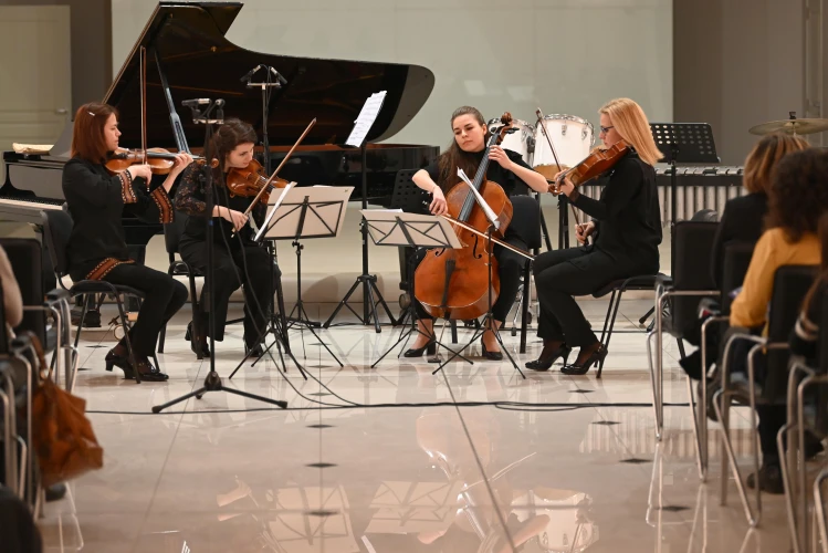 Атсамбъл “Музика Нова“ с концерт в памет на Лазар Николов